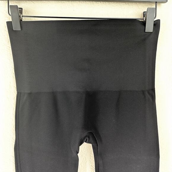 Spanx 1X Black Shaping Leggings – High Waist Shapewear – Athleisure Core - Picture 4 of 7